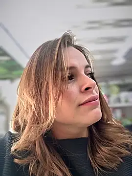 gynna kimera online show from 10/25/25, 07:30