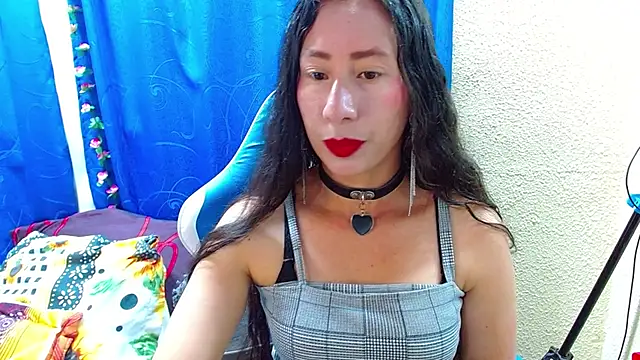 Snapshot of Gia_leinn chatting on 04/17/26, 07:39 Gia leinn online show from 04/17/26, 07:39