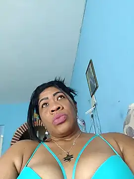 Tocameamor online show from 10/23/25, 03:11