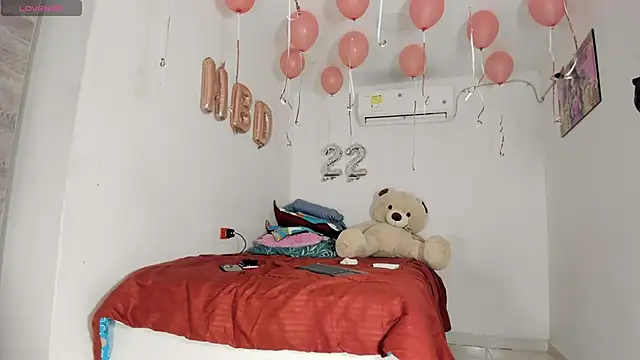 flor herrera01 online show from 01/09/26, 06:27