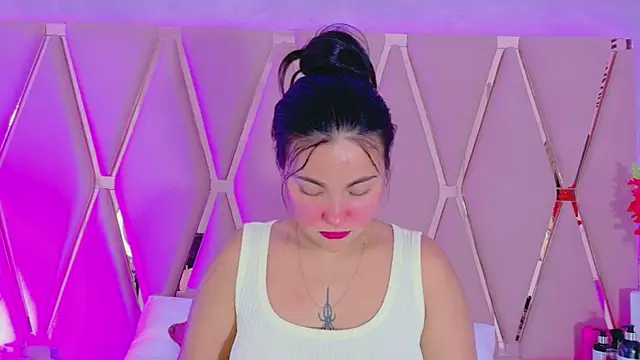 Emily Black1 online show from 05/13/26, 09:33