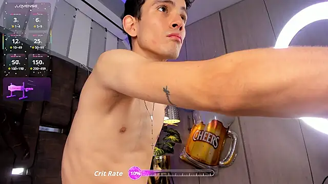 Snapshot of ValentinoMoreti chatting on 09/30/25, 02:55 ValentinoMoreti online show from 09/30/25, 02:55