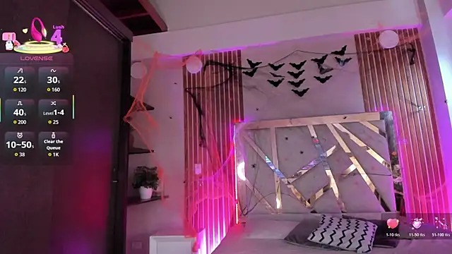 sweetviolet   online show from 10/28/25, 12:19