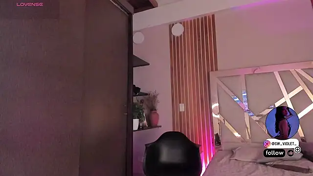 sweetviolet   online show from 03/17/26, 12:52