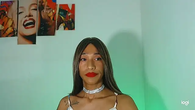 red veltet online show from 10/17/25, 06:16