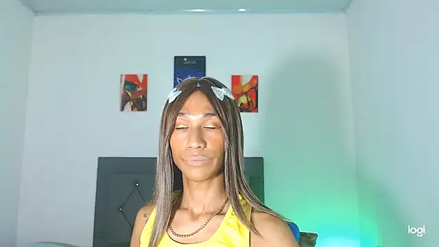 red veltet online show from 03/18/26, 05:38