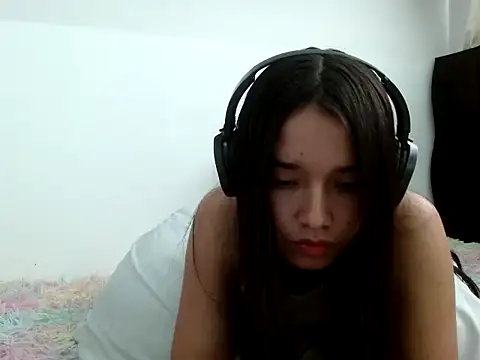  luna 777 online show from 10/15/25, 03:23