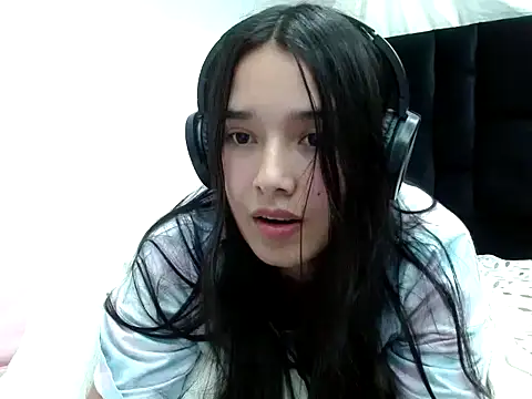  luna 777 online show from 10/20/25, 12:22