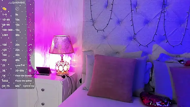 Snapshot of goth_tasha chatting on 12/03/25, 07:34 goth tasha online show from 12/03/25, 07:34