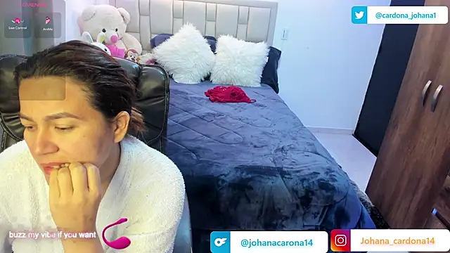 Snapshot of chanell__toledo chatting on 11/06/25, 11:59 chanell toledo online show from 11/06/25, 11:59