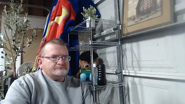 Randomoldguy615 online show from 03/01/25, 01:11