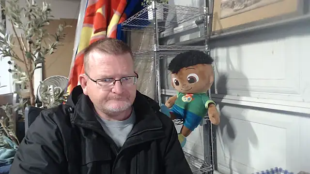 Randomoldguy615 online show from 03/21/25, 12:18