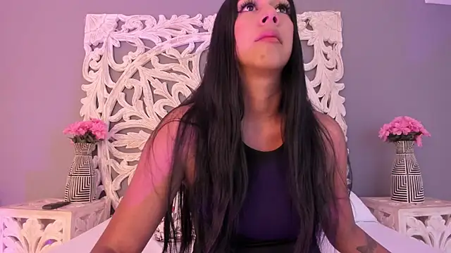 AnnieGibbyns online show from 04/06/26, 08:43