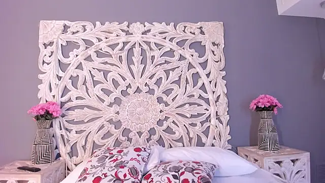 AnnieGibbyns online show from 04/09/26, 04:23