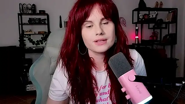 Della Ideal online show from 04/14/26, 06:14