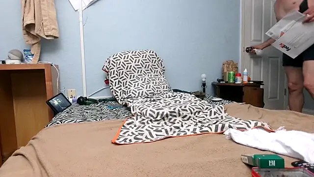 Snapshot of PornStro921 chatting on 03/01/25, 04:47 PornStro921 online show from 03/01/25, 04:47