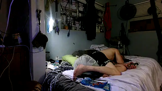 Snapshot of PornStro921 chatting on 10/10/25, 06:34 PornStro921 online show from 10/10/25, 06:34