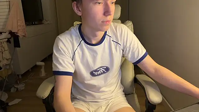 Snapshot of tommy_colson chatting on 11/01/25, 04:53 tommy colson online show from 11/01/25, 04:53