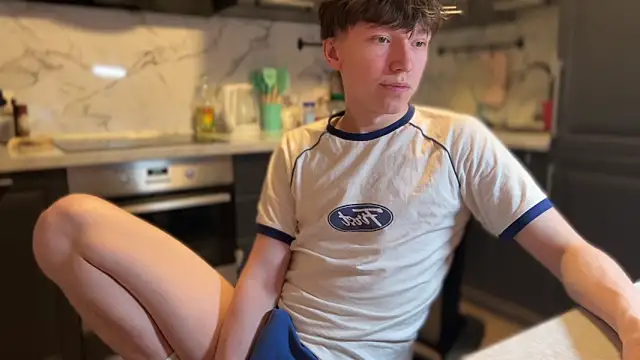 Snapshot of tommy_colson chatting on 11/03/25, 03:35 tommy colson online show from 11/03/25, 03:35