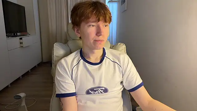 Snapshot of tommy_colson chatting on 11/18/25, 10:41 tommy colson online show from 11/18/25, 10:41