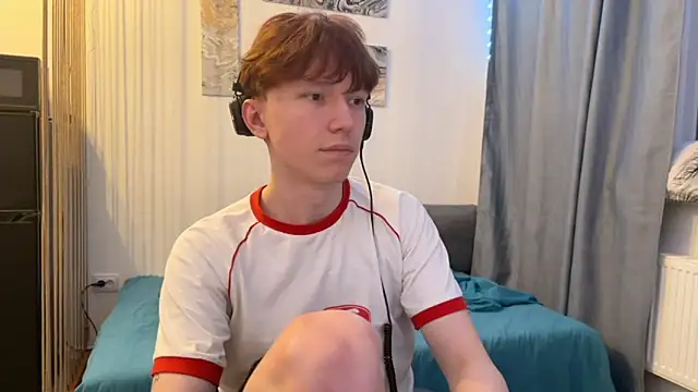 Snapshot of tommy_colson chatting on 12/15/25, 08:02 tommy colson online show from 12/15/25, 08:02