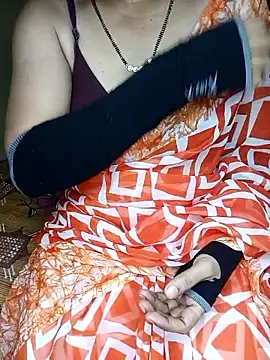 Snapshot of geetha_telugu_kan277 chatting on 09/17/25, 03:57 geetha telugu kan277 online show from 09/17/25, 03:57