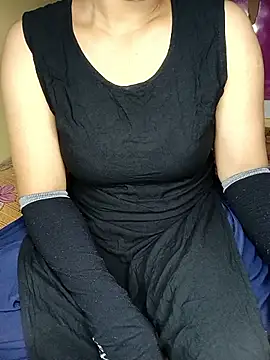 Snapshot of geetha_telugu_kan277 chatting on 09/22/25, 12:18 geetha telugu kan277 online show from 09/22/25, 12:18