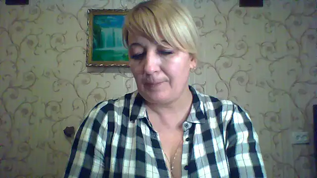 Snapshot of ArielXLoveresss chatting on 03/08/25, 06:37 ArielXLoveresss online show from 03/08/25, 06:37