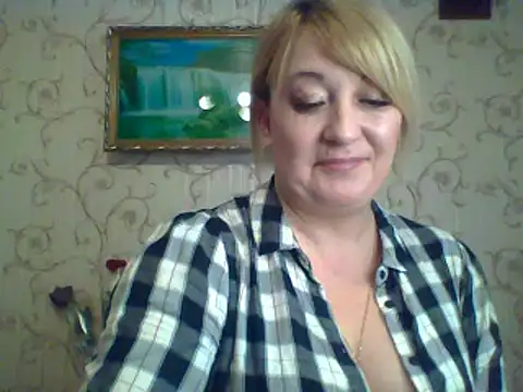 Snapshot of ArielXLoveresss chatting on 03/10/25, 08:26 ArielXLoveresss online show from 03/10/25, 08:26
