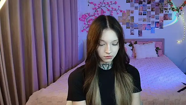 mefwhore online show from 03/27/26, 01:33