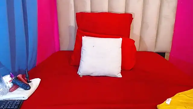 SEXYASSTINAXXX online show from 11/29/25, 07:55