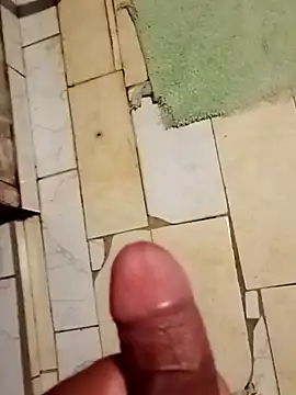 Snapshot of Safadoo2025 chatting on 10/03/25, 09:28 Safadoo2025 online show from 10/03/25, 09:28