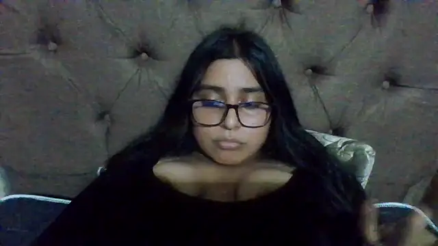 Snapshot of virginbrunette99 chatting on 03/15/25, 02:35 virginbrunette99 online show from 03/15/25, 02:35