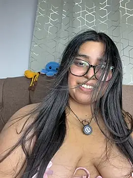 Snapshot of virginbrunette99 chatting on 06/24/26, 06:01 virginbrunette99 online show from 06/24/26, 06:01