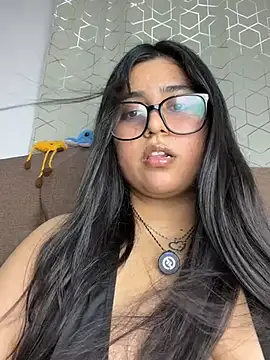 Snapshot of virginbrunette99 chatting on 06/28/26, 04:07 virginbrunette99 online show from 06/28/26, 04:07