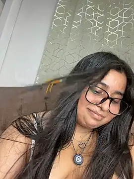 Snapshot of virginbrunette99 chatting on 06/29/26, 07:25 virginbrunette99 online show from 06/29/26, 07:25