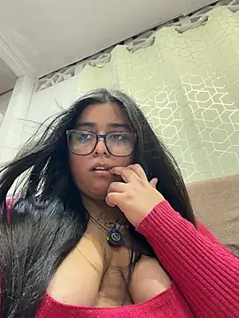 Snapshot of virginbrunette99 chatting on 07/08/26, 04:50 virginbrunette99 online show from 07/08/26, 04:50