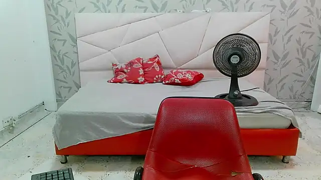 Snapshot of SexyPamela69 chatting on 06/23/26, 06:50 SexyPamela69 online show from 06/23/26, 06:50