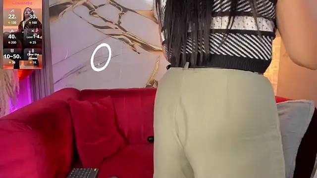 Bella williamss  online show from 11/05/25, 07:47