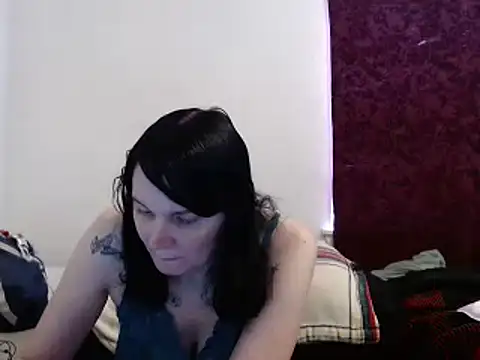 Hotmodel1984 online show from 01/07/25, 08:10