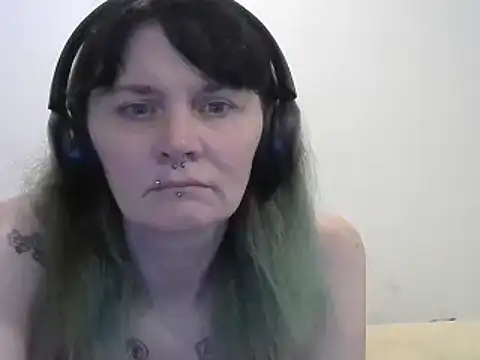 Hotmodel1984 online show from 04/08/26, 05:02