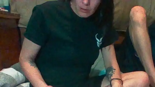 Snapshot of SillyRabbitz chatting on 02/25/25, 07:47 SillyRabbitz online show from 02/25/25, 07:47