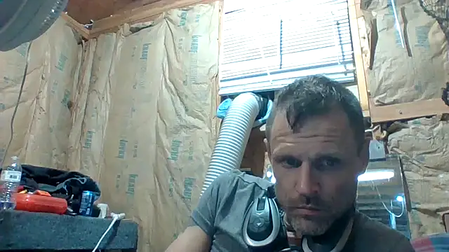 Snapshot of SillyRabbitz chatting on 09/23/25, 04:37 SillyRabbitz online show from 09/23/25, 04:37