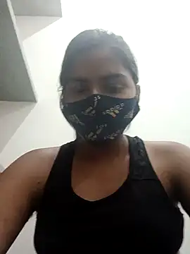 Snapshot of heena-3678 chatting on 03/13/25, 10:47 heena-3678 online show from 03/13/25, 10:47