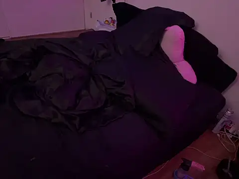 Snapshot of ChrryFoxx chatting on 09/09/25, 08:36 ChrryFoxx online show from 09/09/25, 08:36