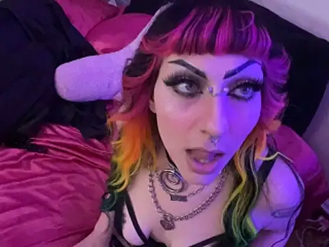 Snapshot of ChrryFoxx chatting on 10/25/25, 08:33 ChrryFoxx online show from 10/25/25, 08:33