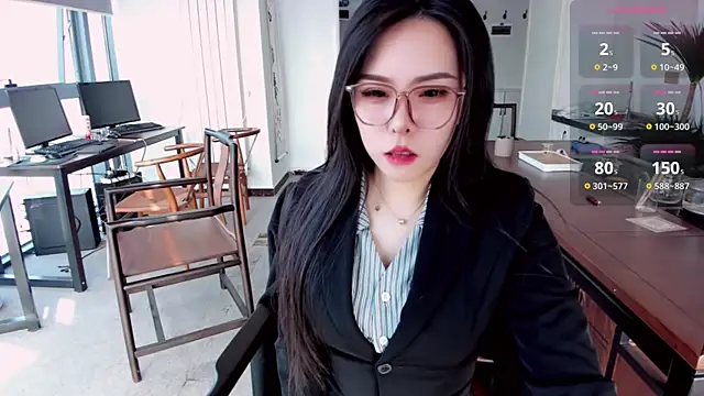 xixiya888 online show from 11/12/25, 01:06