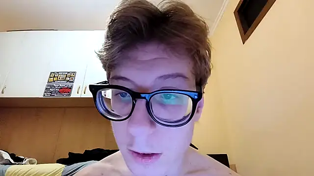 Snapshot of FruitedHymnal chatting on 02/25/26, 02:05 FruitedHymnal online show from 02/25/26, 02:05