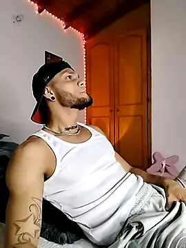 morenosiam online show from 11/26/25, 04:02