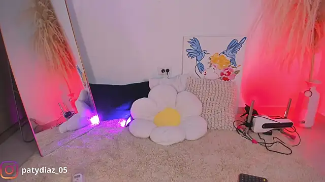 MiiaParker6972 online show from 02/28/25, 07:03